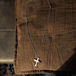 Elegant Silver Cross Necklace